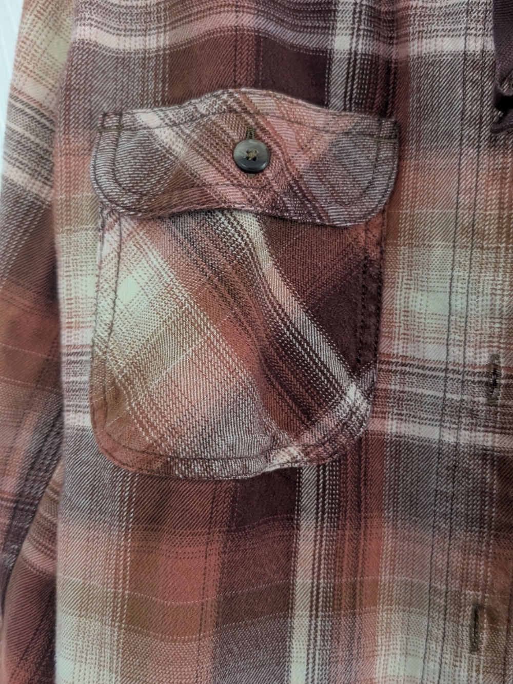 Carhartt Womens Plaid Hooded Shirt Jacket in Rust and Cream - Picture 4 of 5